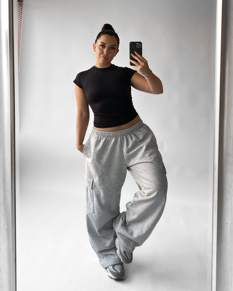 Pantalón buzo cargo unisex talla 2
