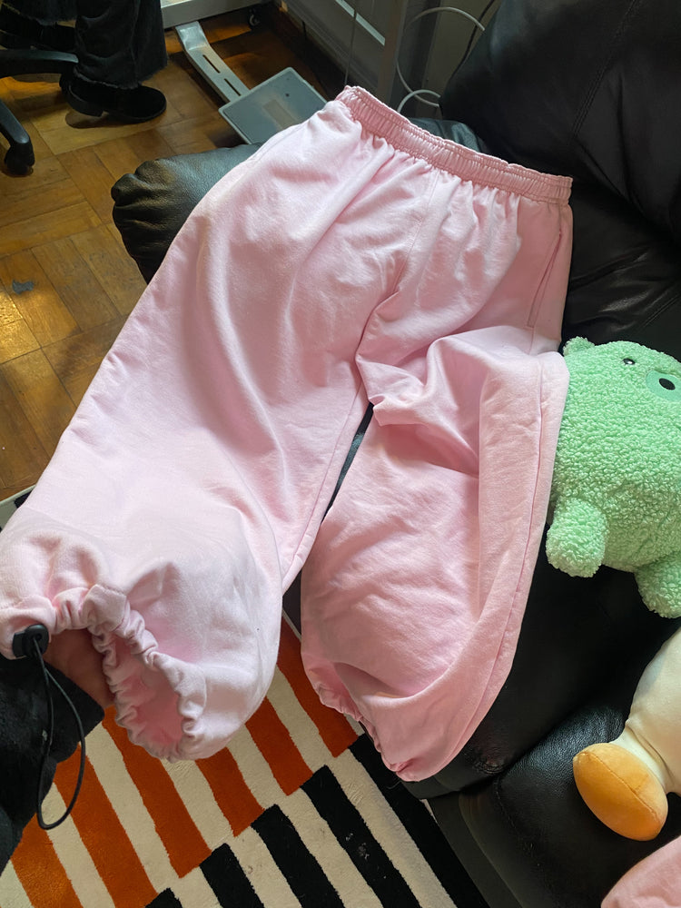 Pantalón buzo rosa pastel