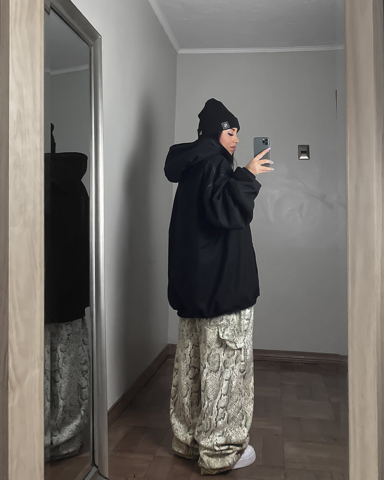 NOT BASIC HOODIE OVERSIZED