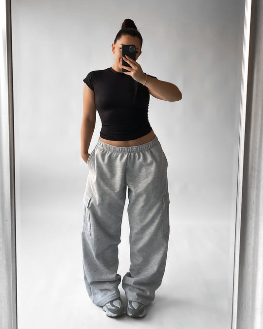 Pantalón buzo cargo  unisex