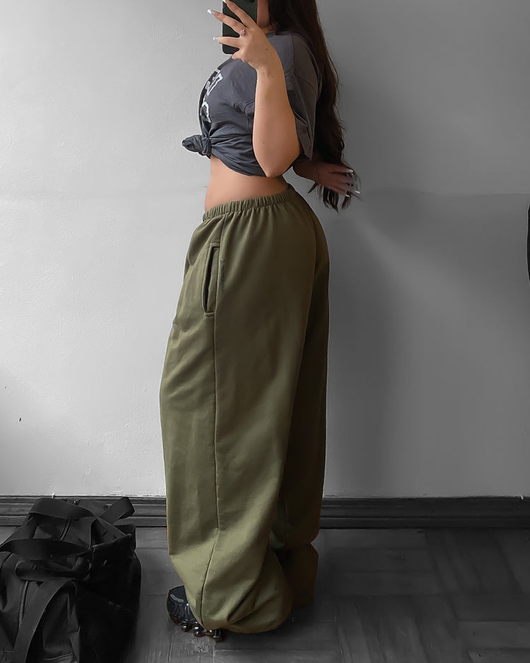 Pantalón buzo pretina angosta unisex
