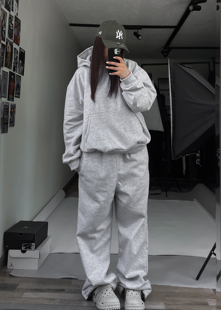 CONJUNTO GRIS UNISEX