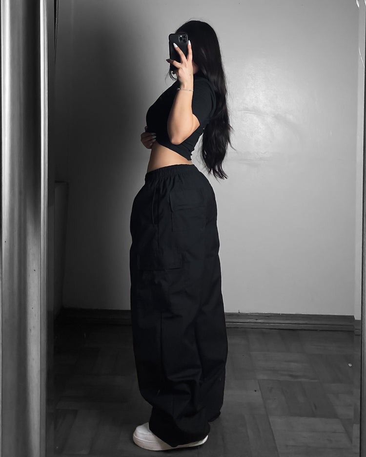 PANTALÓN CARGO NEGRO repelente al agua//windproof unisex