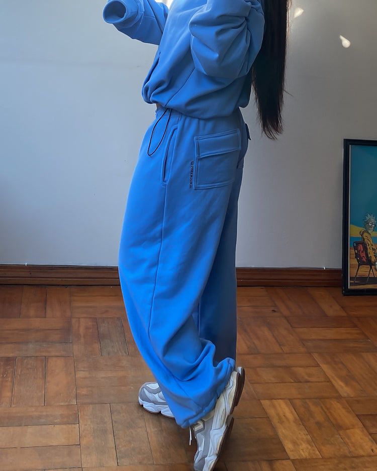 Pantalon buzo GS bolsillos SKY BLUE