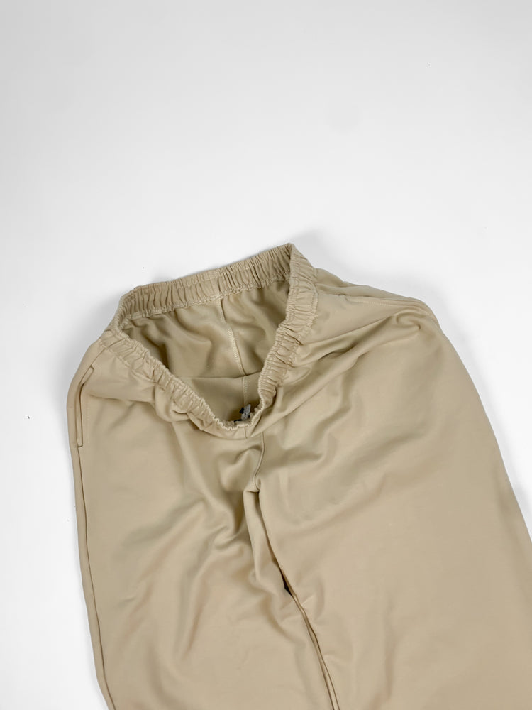 Pantalón buzo beige