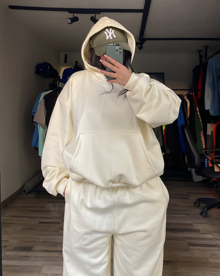 CONJUNTO BEIGE UNISEX